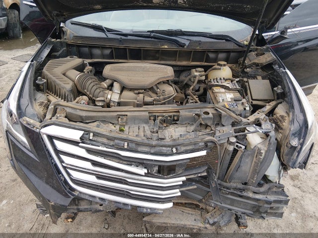 44954734 :رقم المزاد ، 1GYKNCRSXHZ157567 vin ، 2017 Cadillac Xt5 Premium Luxury مزاد بيع