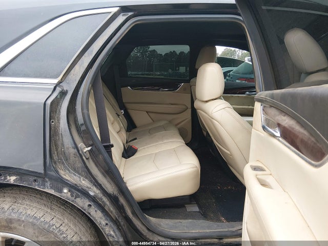 44954734 :رقم المزاد ، 1GYKNCRSXHZ157567 vin ، 2017 Cadillac Xt5 Premium Luxury مزاد بيع