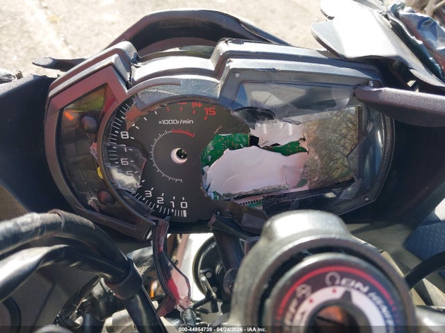 Kawasaki EX400 2023 JKAEXKH16PDAJ9503 Image 7