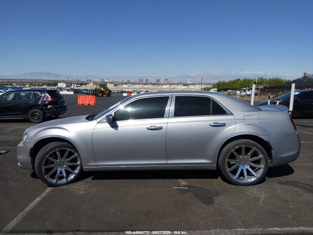 Chrysler 300 Anniversary Edition 2016 2C3CCARG0GH325042 Image 15