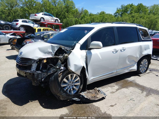 Продаж на аукціоні авто 2016 Toyota Sienna Xle 7 Passenger, vin: 5TDDK3DC2GS136705, номер лоту: 44954796