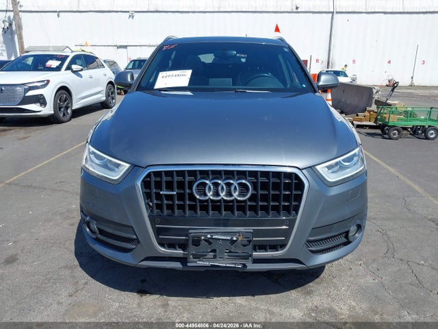 WA1GFCFSXFR011982 Audi Q3 2.0t Premium Plus