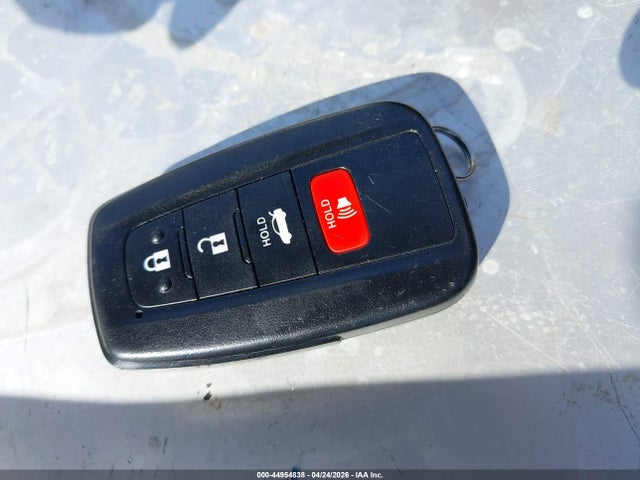 44954838 :رقم المزاد ، 4T1K61AK7NU009898 vin ، 2022 Toyota Camry Xse مزاد بيع