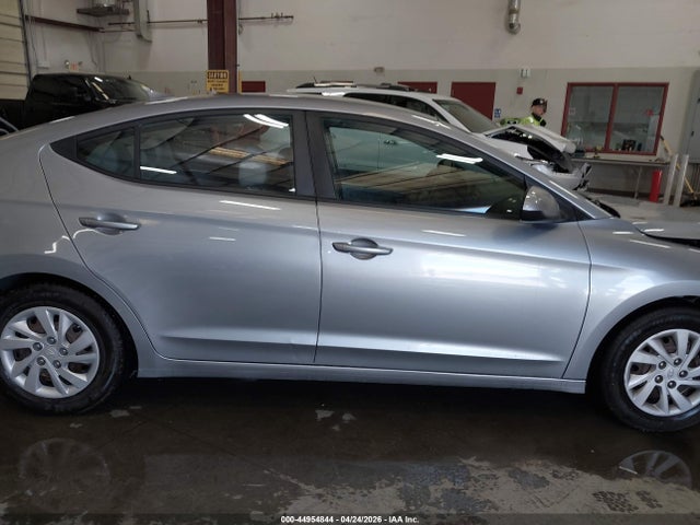 5NPD74LF1HH148757 Hyundai ELANTRA SE