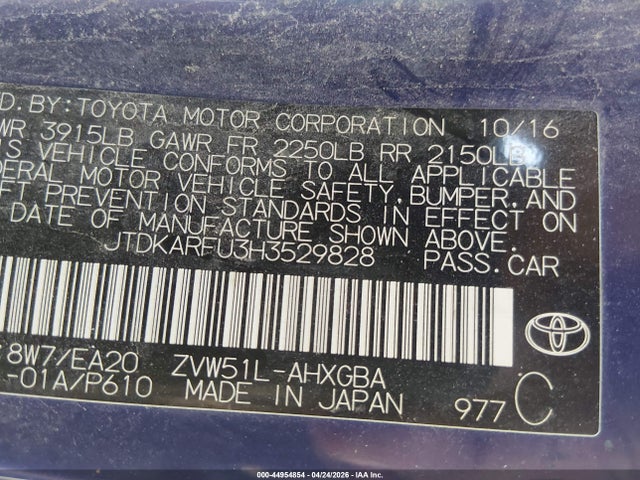 Toyota Prius Four 2017 JTDKARFU3H3529828 Image 9