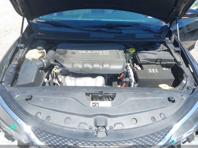 44954855 :رقم المزاد ، 1C3CCCAB7FN743521 vin ، 2015 Chrysler 200 Limited مزاد بيع