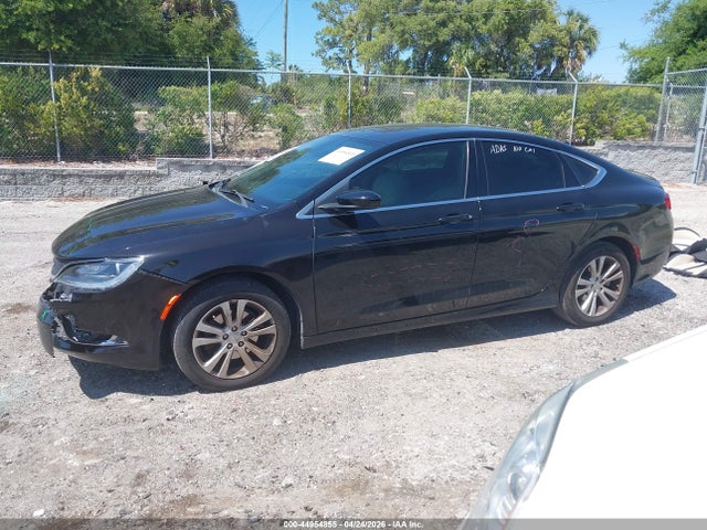 44954855 :رقم المزاد ، 1C3CCCAB7FN743521 vin ، 2015 Chrysler 200 Limited مزاد بيع