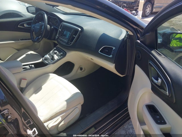44954855 :رقم المزاد ، 1C3CCCAB7FN743521 vin ، 2015 Chrysler 200 Limited مزاد بيع