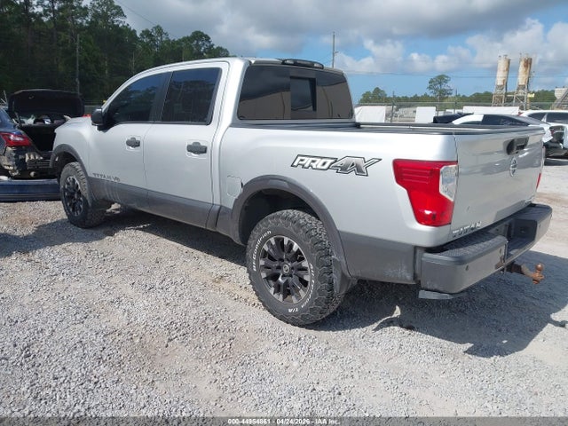 Nissan Titan Pro-4x 2018 1N6AA1E57JN525943 Image 3
