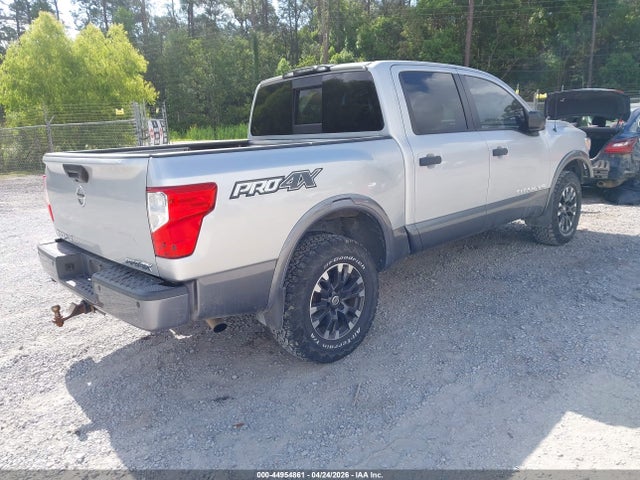 Nissan Titan Pro-4x 2018 1N6AA1E57JN525943 Image 4
