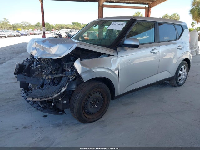 2020 Kia Soul Lx მანქანა იყიდება აუქციონზე, vin: KNDJ23AU2L7718307, აუქციონის ნომერი: 44954868