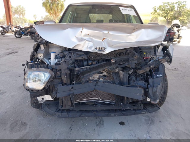 2020 Kia Soul Lx მანქანა იყიდება აუქციონზე, vin: KNDJ23AU2L7718307, აუქციონის ნომერი: 44954868