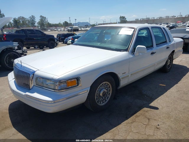 44954903 :رقم المزاد ، 1LNLM82W9TY646625 vin ، 1996 Lincoln Town Car Sgn/dmnd Anv/cypress/jn مزاد بيع