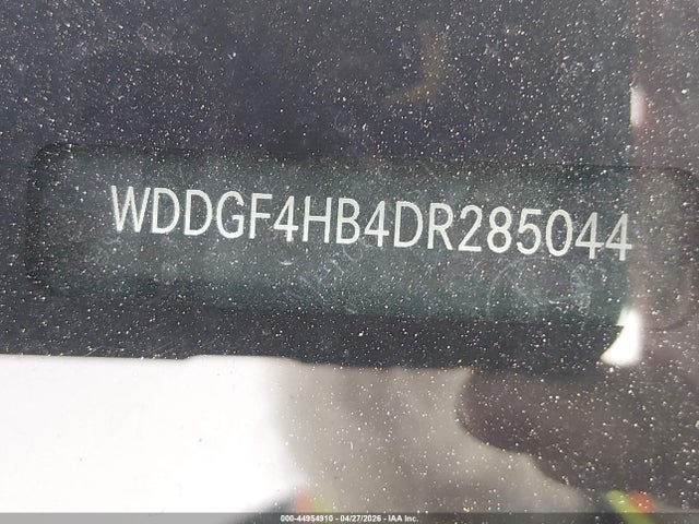 2013 Mercedes-benz C 250 Sport მანქანა იყიდება აუქციონზე, vin: WDDGF4HB4DR285044, აუქციონის ნომერი: 44954910