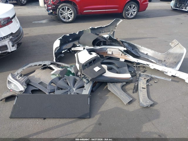 2022 Tesla Model S Dual Motor All-wheel Drive მანქანა იყიდება აუქციონზე, vin: 5YJSA1E53NF469124, აუქციონის ნომერი: 44954947