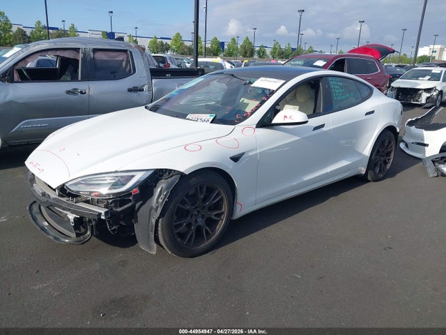 2022 Tesla Model S Dual Motor All-wheel Drive მანქანა იყიდება აუქციონზე, vin: 5YJSA1E53NF469124, აუქციონის ნომერი: 44954947