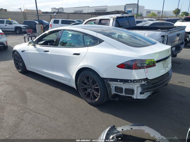2022 Tesla Model S Dual Motor All-wheel Drive მანქანა იყიდება აუქციონზე, vin: 5YJSA1E53NF469124, აუქციონის ნომერი: 44954947