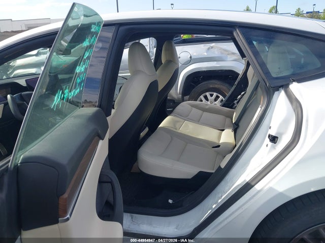 2022 Tesla Model S Dual Motor All-wheel Drive მანქანა იყიდება აუქციონზე, vin: 5YJSA1E53NF469124, აუქციონის ნომერი: 44954947