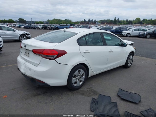 3KPFK4A79HE093983 KIA FORTE LX