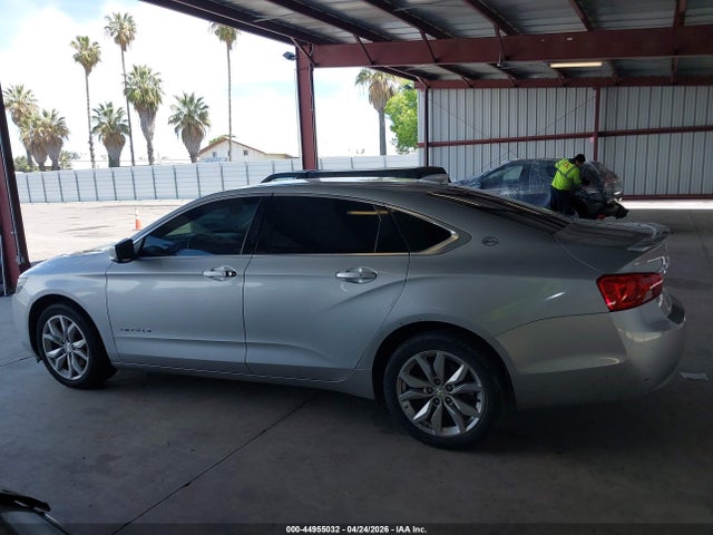 Chevrolet IMPALA 1LT 2018 2G1105S39J9156384 Image 13