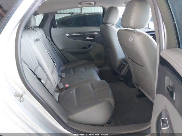 Chevrolet IMPALA 1LT 2018 2G1105S39J9156384 Image 8