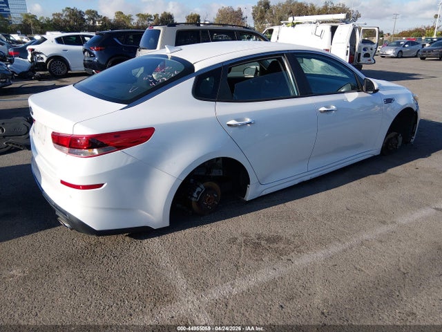 Продажа на аукционе авто 2020 Kia Optima Lx, vin: 5XXGT4L32LG438377, номер лота: 44955059