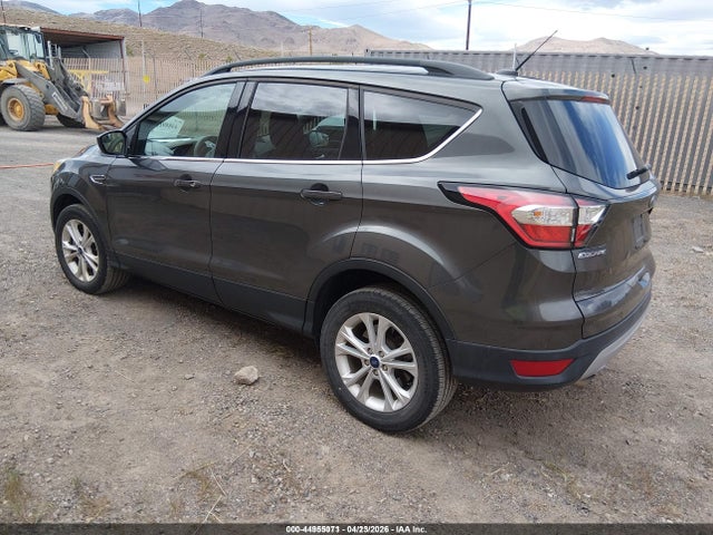 Ford ESCAPE SE 2018 1FMCU9GD8JUC38800 Image 3
