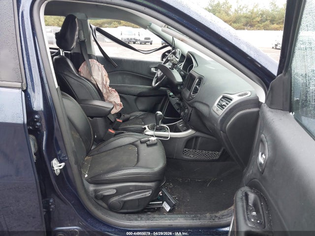 2019 Jeep Compass Latitude Fwd მანქანა იყიდება აუქციონზე, vin: 3C4NJCBB1KT636242, აუქციონის ნომერი: 44955079