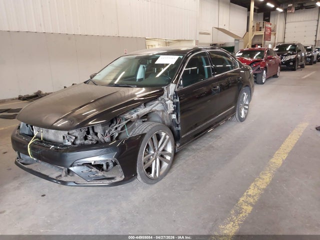 44955084 :رقم المزاد ، 1VWDT7A35HC016440 vin ، 2017 Volkswagen Passat 1.8t R-line مزاد بيع