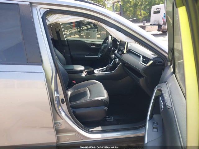 Продажа на аукционе авто 2019 Toyota Rav4 Limited, vin: JTMY1RFV1KD015268, номер лота: 44955086