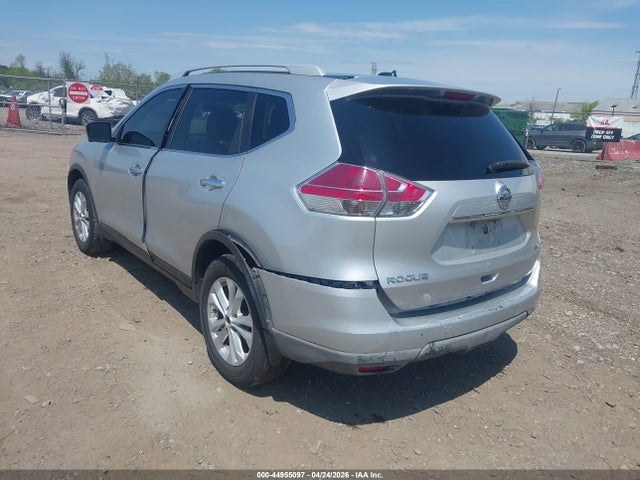 44955097 :رقم المزاد ، 5N1AT2MT8FC903267 vin ، 2015 Nissan Rogue Sv مزاد بيع