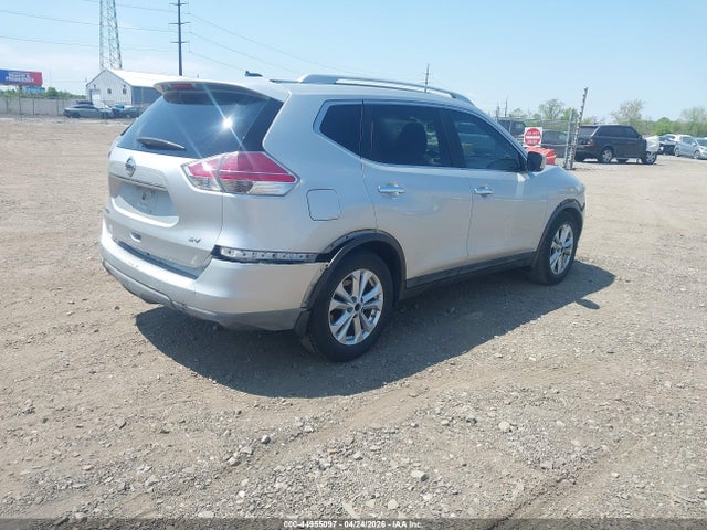 44955097 :رقم المزاد ، 5N1AT2MT8FC903267 vin ، 2015 Nissan Rogue Sv مزاد بيع