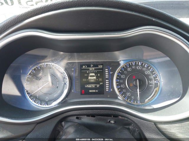 44955108 :رقم المزاد ، 1C3CCCAB2FN596153 vin ، 2015 Chrysler 200 Limited مزاد بيع