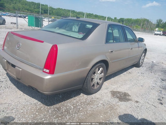2006 Cadillac Dts Standard მანქანა იყიდება აუქციონზე, vin: 1G6KD57Y26U103463, აუქციონის ნომერი: 44955110