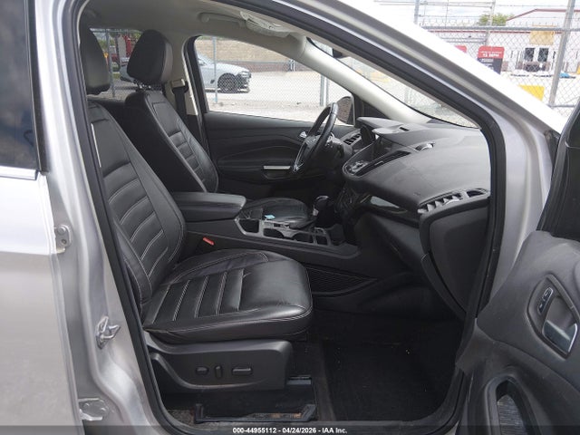44955112 :رقم المزاد ، 1FMCU9JD9HUE34229 vin ، 2017 Ford Escape Titanium مزاد بيع