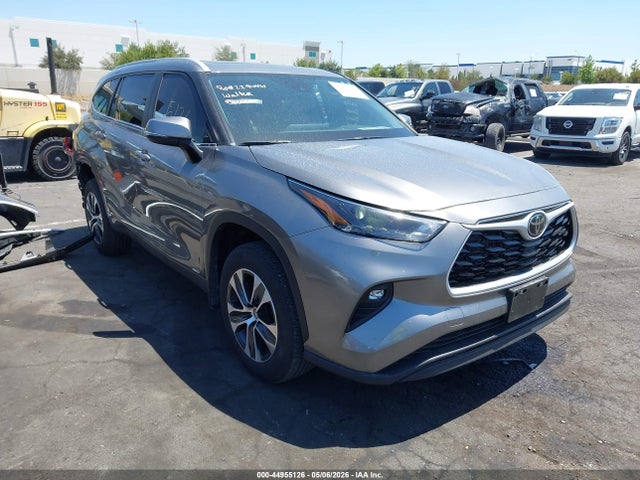 5TDKBRCH1SS666146 Toyota Highlander Hybrid Xle