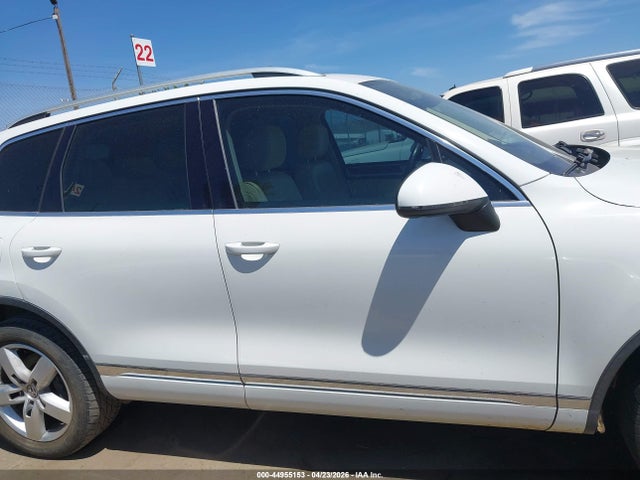 2012 Volkswagen Touareg Tdi Lux მანქანა იყიდება აუქციონზე, vin: WVGEK9BP7CD007910, აუქციონის ნომერი: 44955153