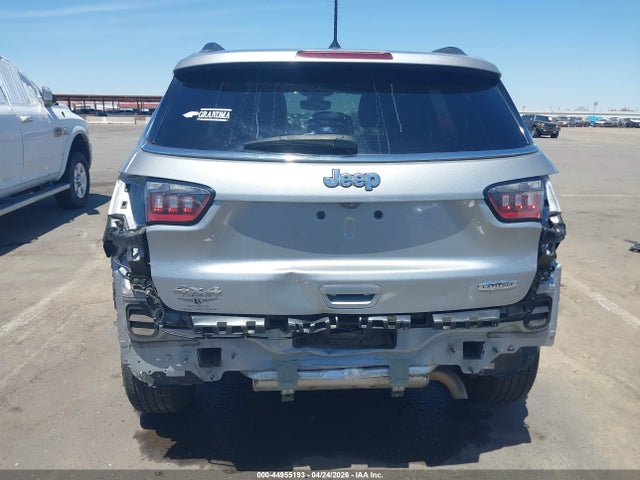 Jeep Compass Latitude 4x4 2018 3C4NJDBB3JT161133 Image 6