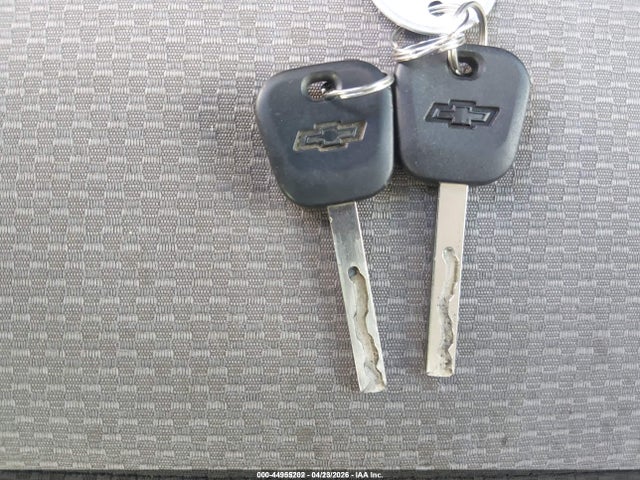 1GCVKNEH2HZ335635 Chevrolet Silverado 1500 Wt