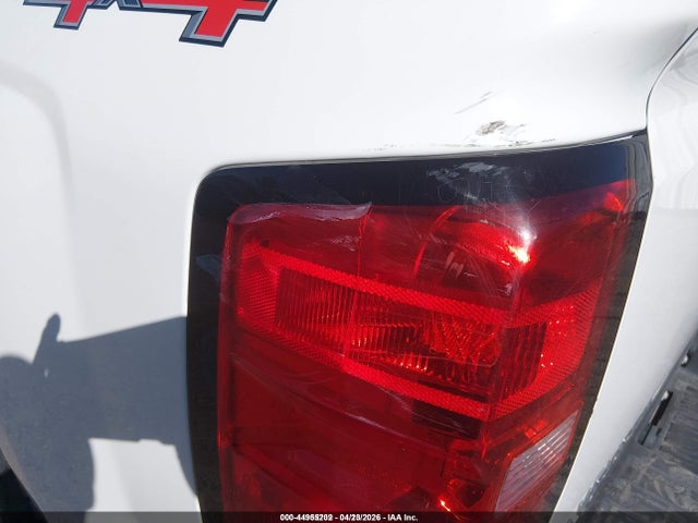 1GCVKNEH2HZ335635 Chevrolet Silverado 1500 Wt