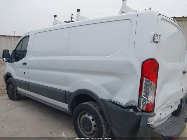 1FTYR1YM1HKA81595 Ford Transit-250