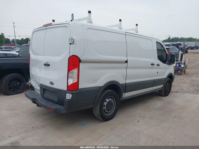 1FTYR1YM1HKA81595 Ford Transit-250