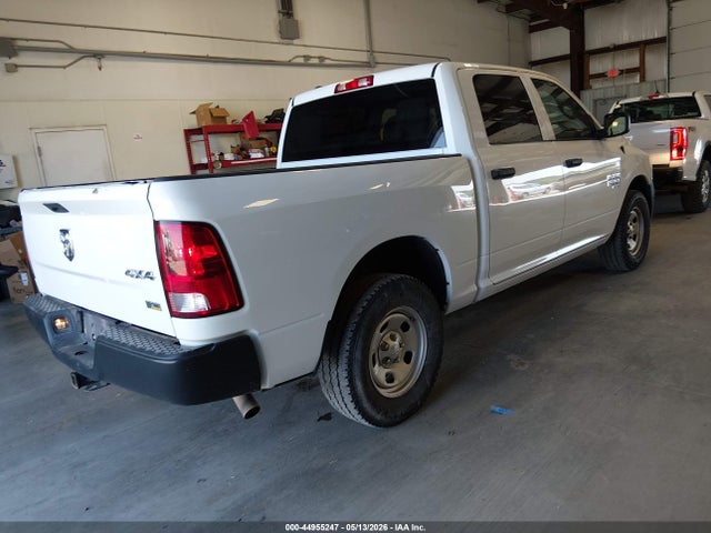 1C6RR7KG8KS649656 RAM 1500 Classic Tradesman 4x4 5&#039;7 Box