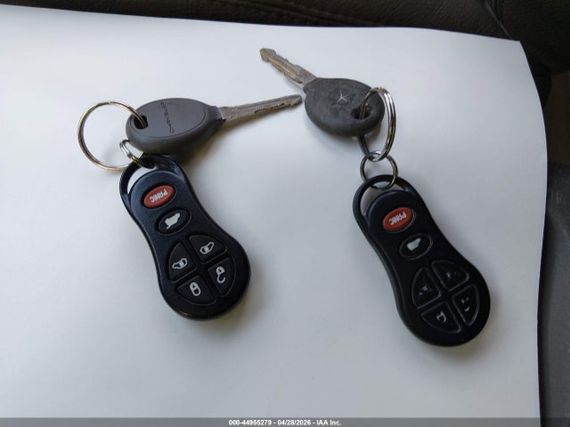 Продажа на аукционе авто 2003 Chrysler Town & Country Limited, vin: 2C8GP64L73R231343, номер лота: 44955279