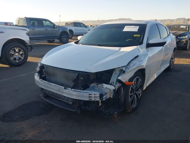 Aukcja sprzedaży 2017 Honda Civic Ex-t, vin: 2HGFC1F32HH637845, numer aukcji: 44955295