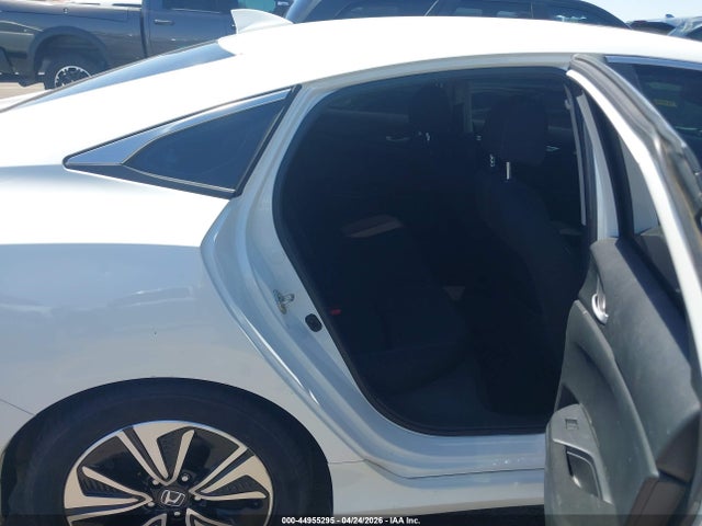 Aukcja sprzedaży 2017 Honda Civic Ex-t, vin: 2HGFC1F32HH637845, numer aukcji: 44955295