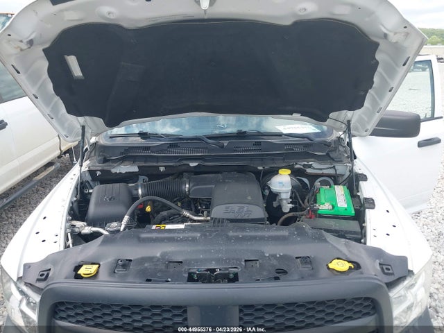 3C6RR7KG6MG663937 RAM 1500 Classic Tradesman 4x4 5&#039;7 Box