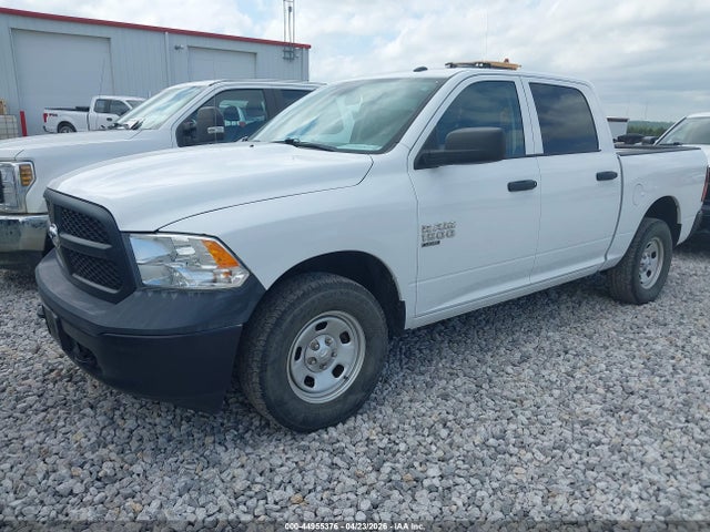 3C6RR7KG6MG663937 RAM 1500 Classic Tradesman 4x4 5&#039;7 Box