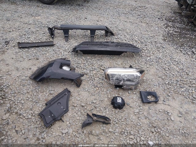 3TMCZ5AN6GM024045 Toyota Tacoma Trd Sport