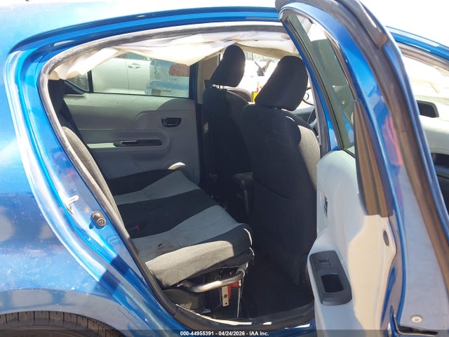 Продажа на аукционе авто 2012 Toyota Prius C Two, vin: JTDKDTB34C1517533, номер лота: 44955391